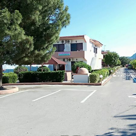 Kyriakos Studios Afántou Exterior foto