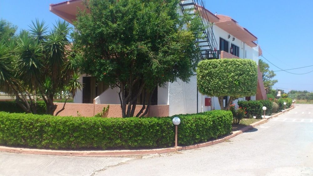 Kyriakos Studios Afántou Exterior foto
