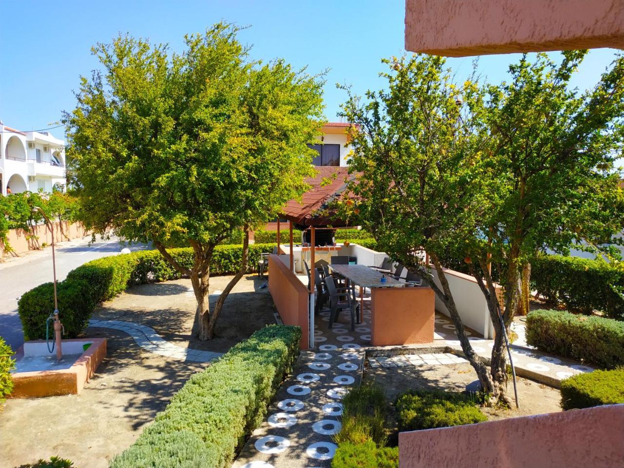 Kyriakos Studios Afántou Exterior foto